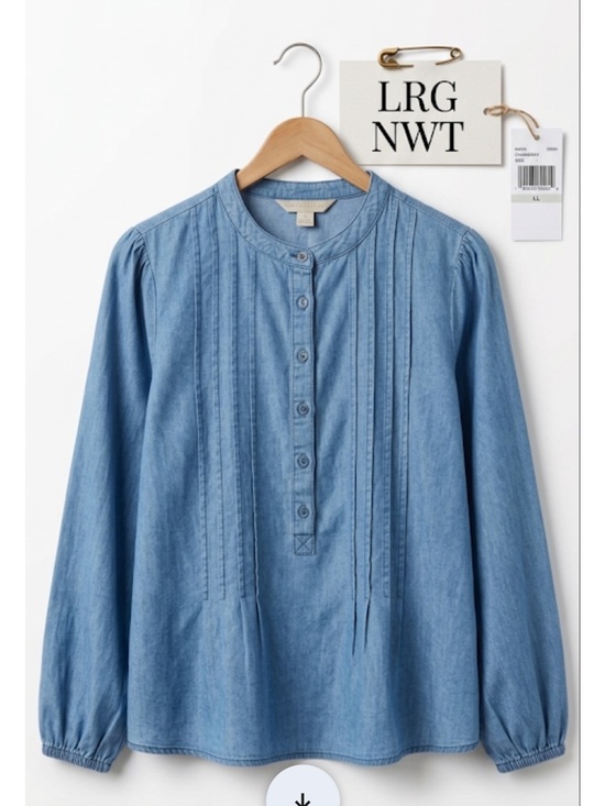 Hope & Harlow Tops - Hope& Harlow nwt Blue Pintuck Cotton Blouse soft comfy